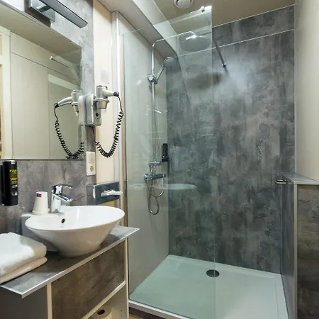 מלון Landgoedhotel Woodbrooke 4*
