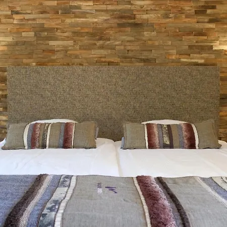 Landgoedhotel Woodbrooke מלון